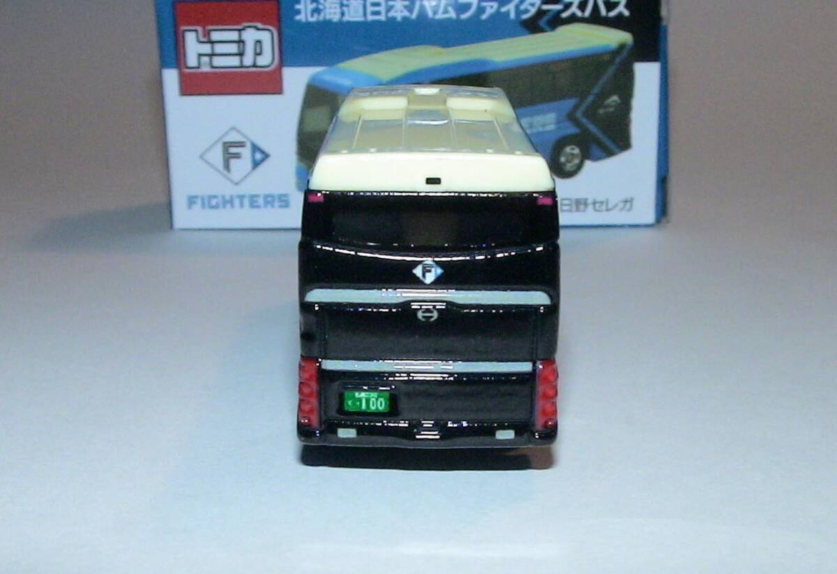 新品 北海道日本ハムファイターズバス 日野セレガ　＋　 Ｆビレッジクルーザー 三菱ふそうエアロスター _画像7