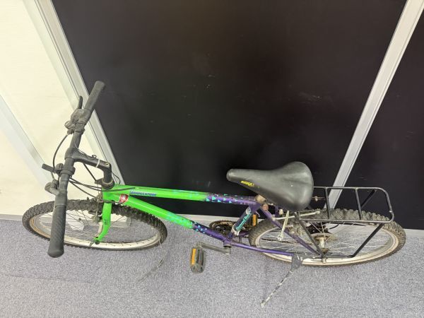 25靜/C010096-1/TY0/051-2/【靜岡から家財便また引取り】自転車ジャンク品　パーツ取り　部品取りとして　ブリヂストン 26インチ