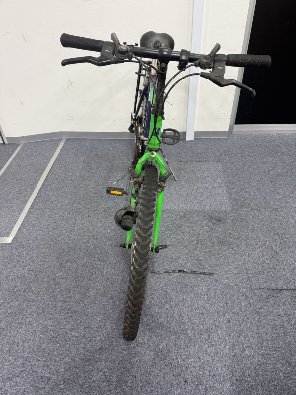 25靜/C010096-1/TY0/051-2/【靜岡から家財便また引取り】自転車ジャンク品　パーツ取り　部品取りとして　ブリヂストン 26インチ