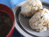 小麥ふすま粉 900g【粗挽きタイプ】パン クッキー等に 栄養(yǎng)成分豊富な焙煎ふすま粉【滅菌 焙煎済原料使用】 【メール便対応】