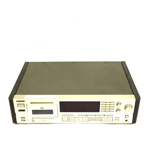 SONY ソニー DTC-57ES DATデッキ デジタルオーディオテープデッキ 通電確認(rèn)済み ジャンク オーディオ機(jī)器