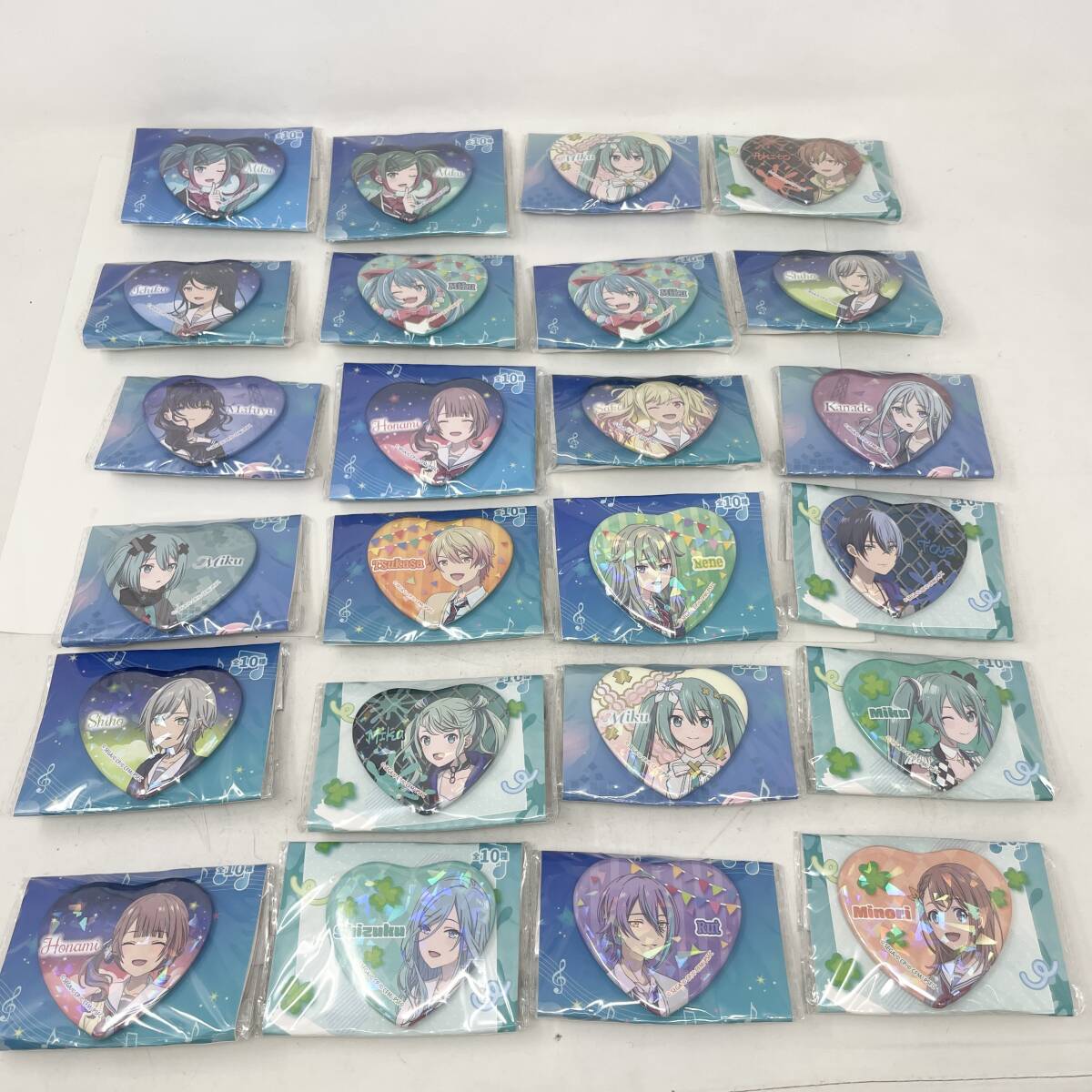 未使用　SEGA 劇場(chǎng)版　プロジェクトセカイ　壊れたセカイと歌えないミク　缶バッジ　まとめ　24個(gè)　60　