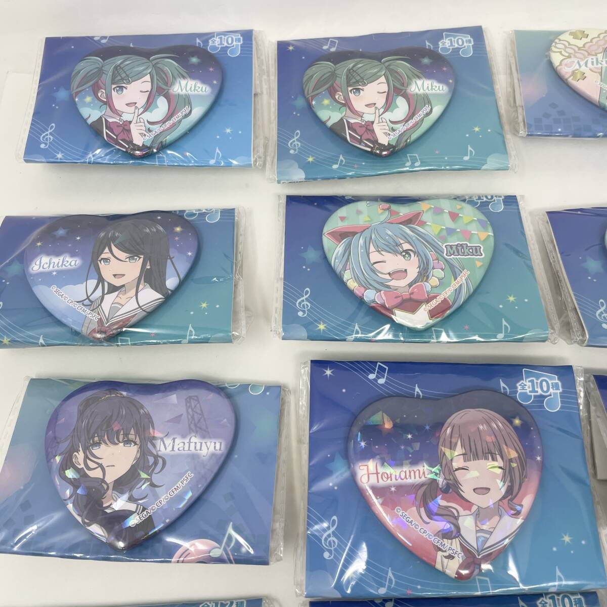 未使用　SEGA 劇場(chǎng)版　プロジェクトセカイ　壊れたセカイと歌えないミク　缶バッジ　まとめ　24個(gè)　60　