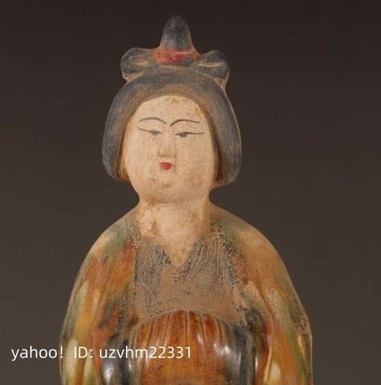 磁器　置物　唐代 唐三彩　肥俑　仕女　人物　陶俑　手作り 観賞　裝飾　中國(guó)美術(shù)品　工蕓品　収蔵　コレクション　