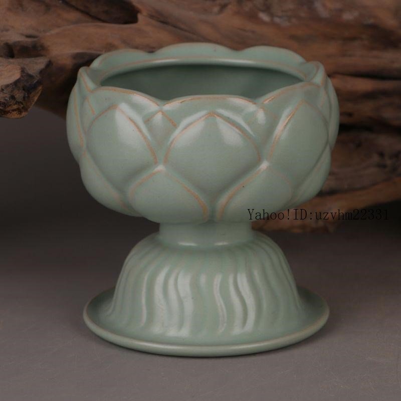 汝窯青釉支釘蓮華香炉 茶道具 香道具 工芸品 美術品 置物 汝窯青釉支釘蓮華香炉 茶道具 香道具 工芸品 美術品 置物