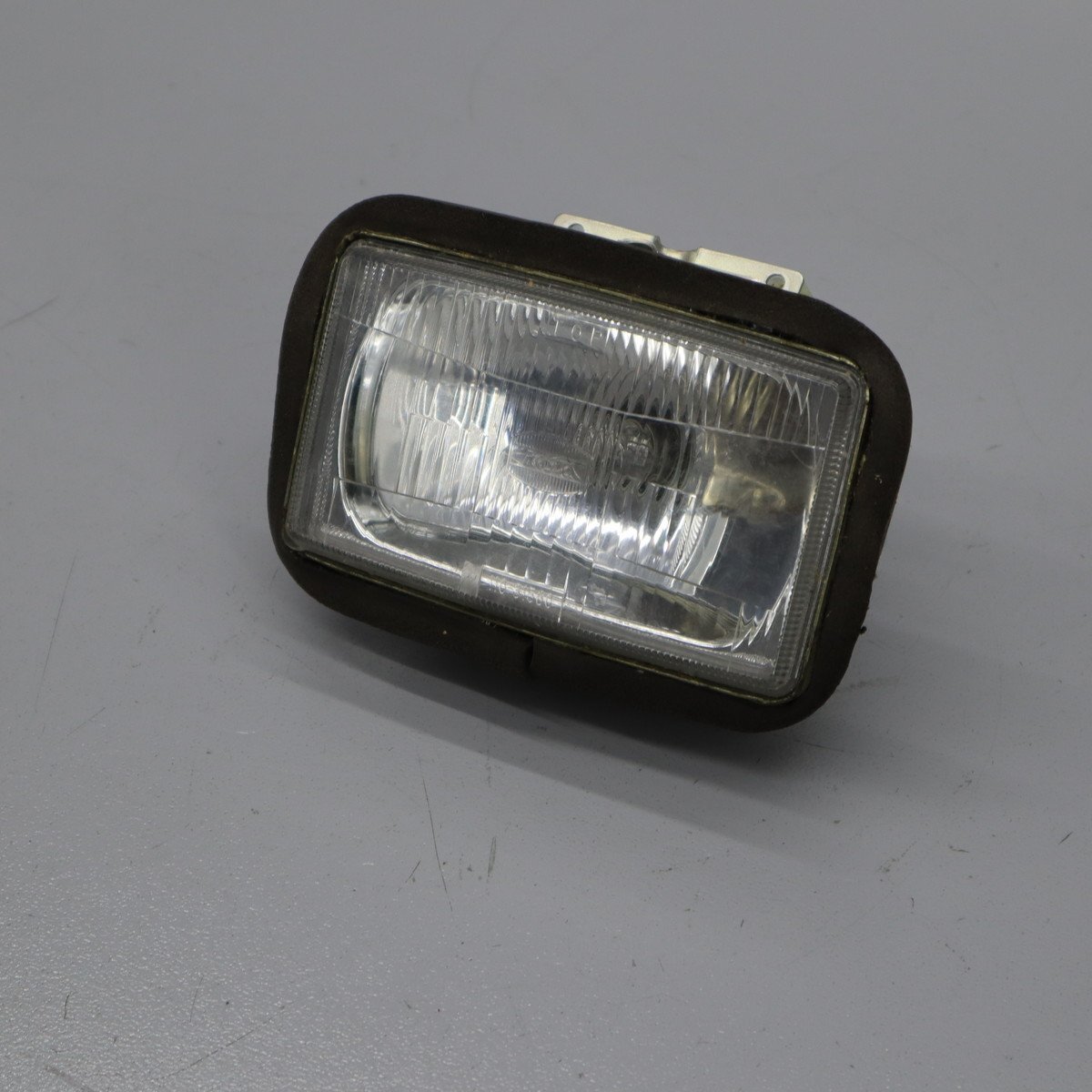 スズキ DR-Z400 DT200WR TS125R TS200R 等 純正 ヘッドライト 110-31560　250529MN0068