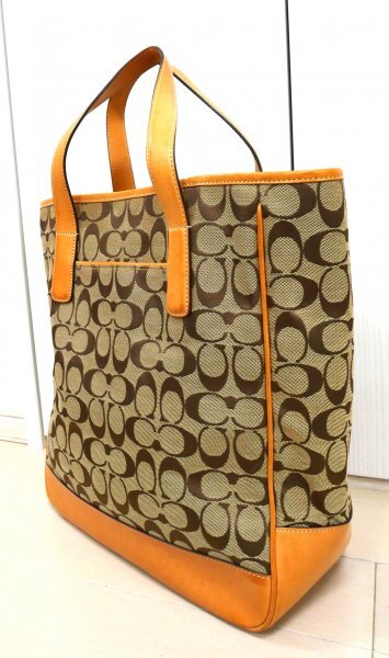 コーチ COACH ★ シグネチャー柄 ? トートバッグ ★ ロゴ入り