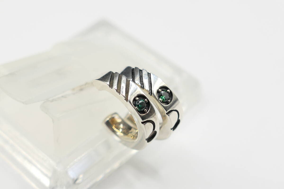 美品　ホワイトクローバー　ホリミヤ　井浦秀　コラボ　ピアス　両耳用