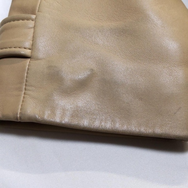 ロエベ LOEWE サイズ38 M - ベージュ レディース 長袖/レザー/ファー/ファー取り外し可/秋/冬 コート
