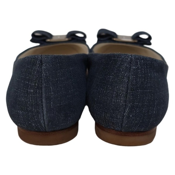 サルバトーレフェラガモ FERRAGAMO/SalvatoreFerragamo フラットシューズ 6 1/2 - ブルー レディース ヴァラ/シルバー金具 靴