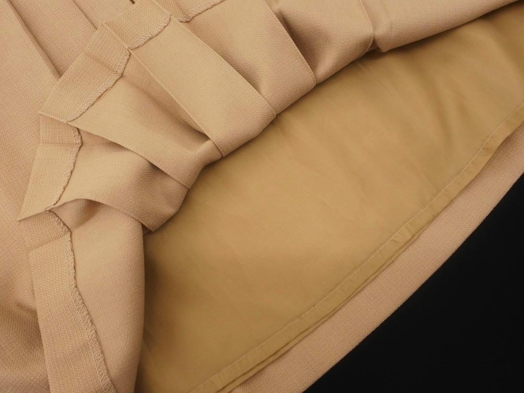 marie claire マリクレール タック Aライン 台形 スカート size67/ベージュ ■◇ ☆ feb9 レディース_画像3