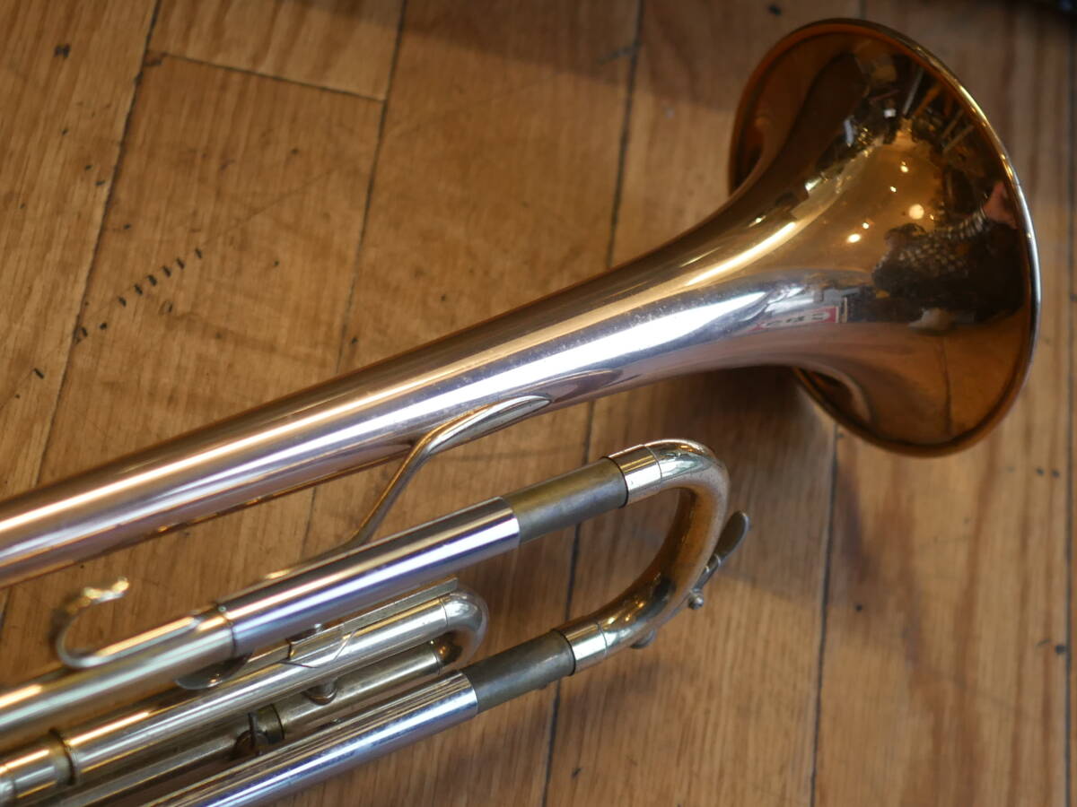 ◆YAMAHA【YTR-332】トランペット 赤ベル USED品 難あり ハードケース付屬 ヤマハ