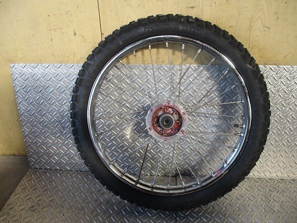 B41-07 KLX125 フロントホイール