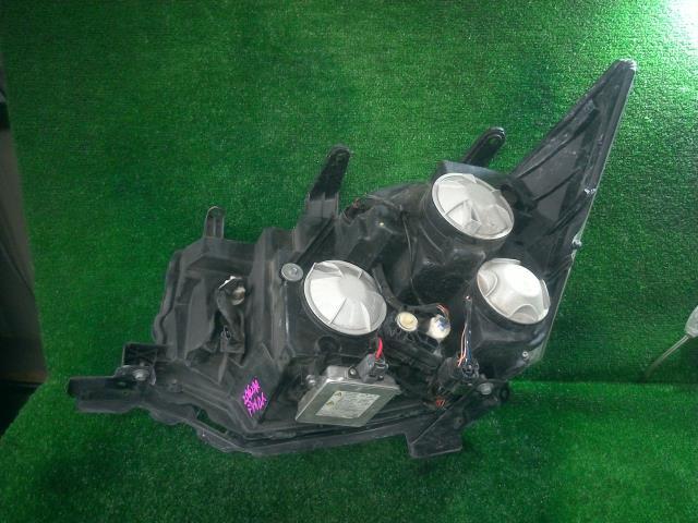 デリカＤ5 DBA-CV5W 右ヘッドランプASSY ローデスト G ナビパッケージ 4WD 8人 4B12 X24 8301A568