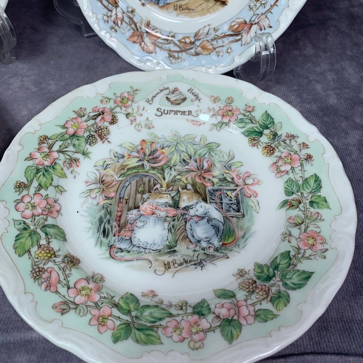 美品 ロイヤルドルトン Royal Doulton ブランブリーヘッジ プレート 四季 春夏秋冬 洋食器 セット 4枚 英國(guó) 絵本 