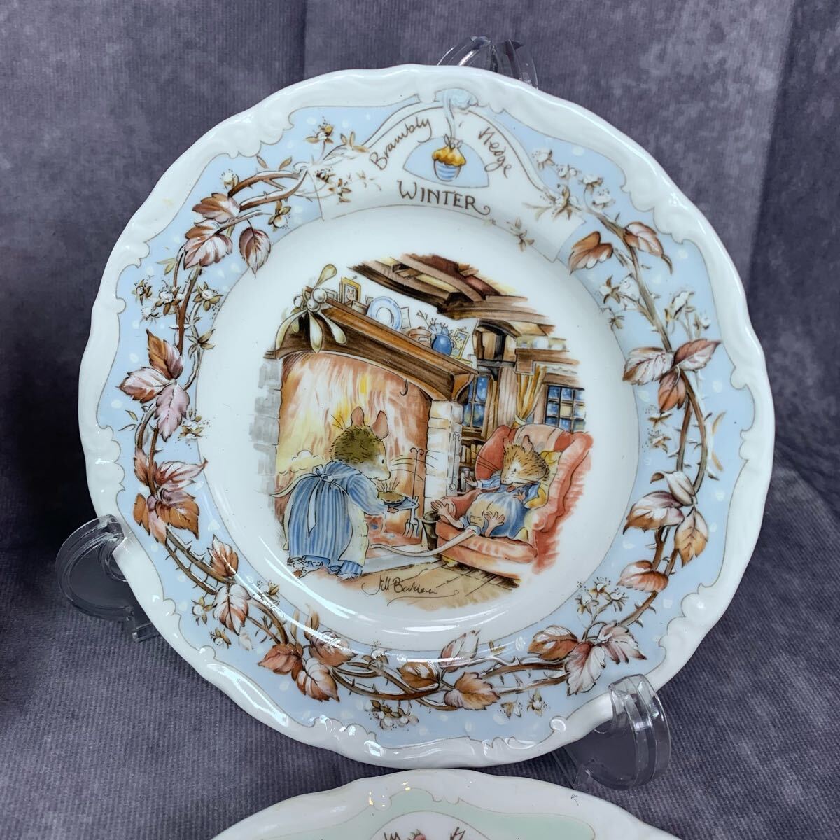 美品 ロイヤルドルトン Royal Doulton ブランブリーヘッジ プレート 四季 春夏秋冬 洋食器 セット 4枚 英國(guó) 絵本 