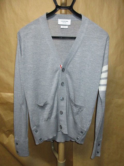  Tom Brown THOM BROWNE шерсть Classic 4BAR V шея кардиган серый 0 внутренний стандартный товар 