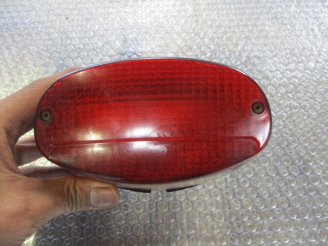 A7AF08 バリオス 250 テールランプ ZR250A S ジャンク