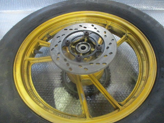A7AF20 RG400ガンマ リアホイール HK31A S RG400Γ