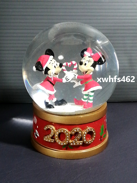 新品即決 Disney ミッキー ミニー サンタコスチューム スノードーム 2020 サンタクロース クリスマスツリー オーロラ 雪景色 粉雪 虹色 zak