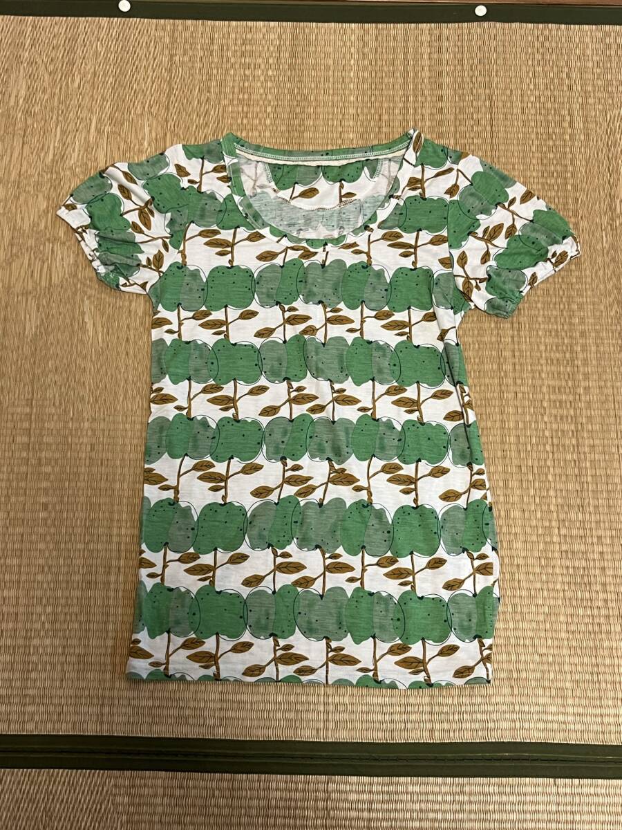 bianca maria ビアンカマリア 半袖Tシャツ サイズM 青りんご柄_画像1