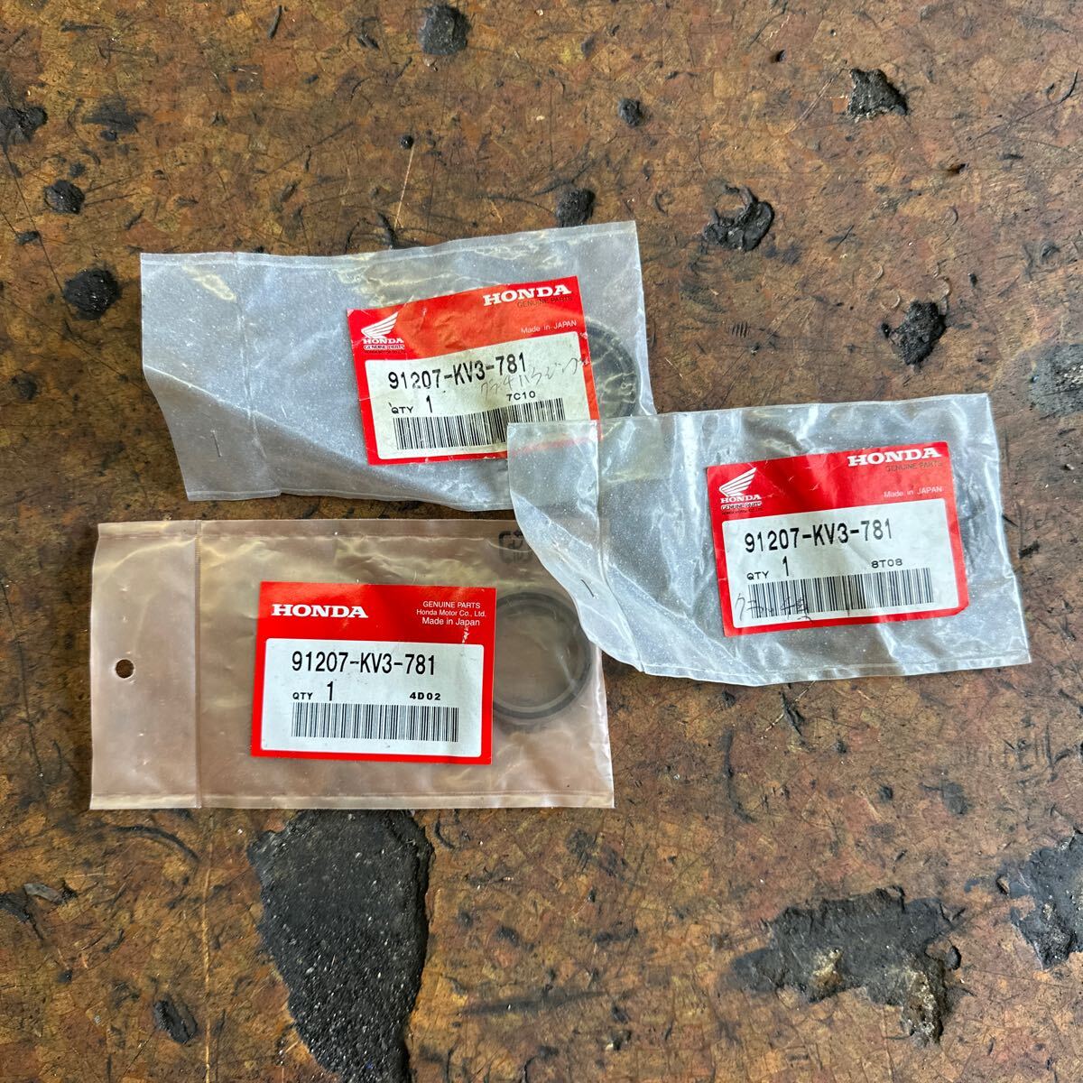 ホンダ　HONDA 純正部品　91207-KV3-781_画像1