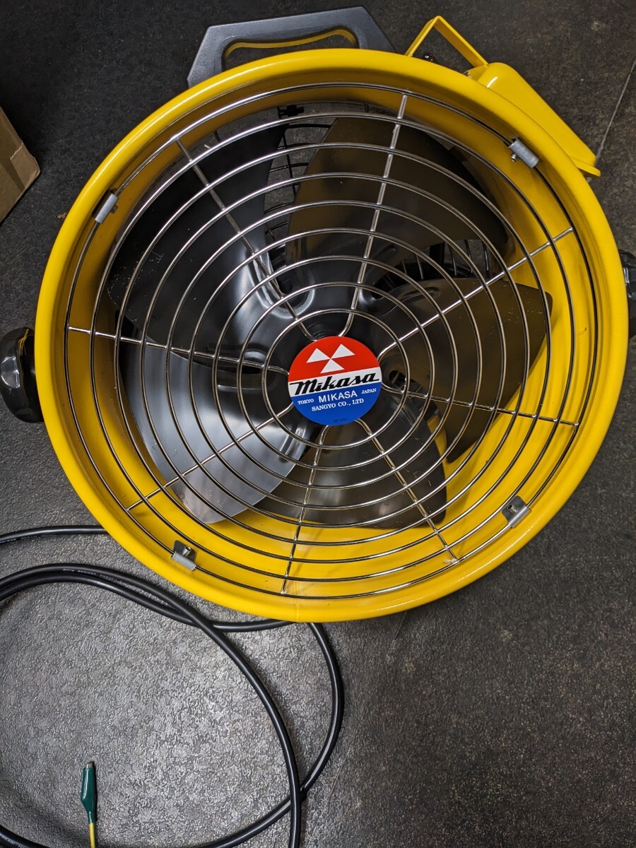 数回使用 美品 三笠産業 送風機 MPF-300A ダクト 業務用 換気用 数回使用 美品 三笠産業 送風機 MPF-300A ダクト 業務用 換気用