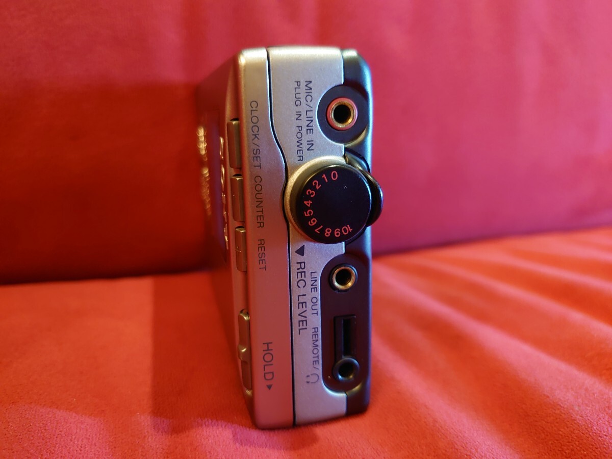【SONY】TCD-D100 DAT WALKMAN PORTABLE RECORDER ソニー DAT ウォークマン ポータブル カセットレコーダー