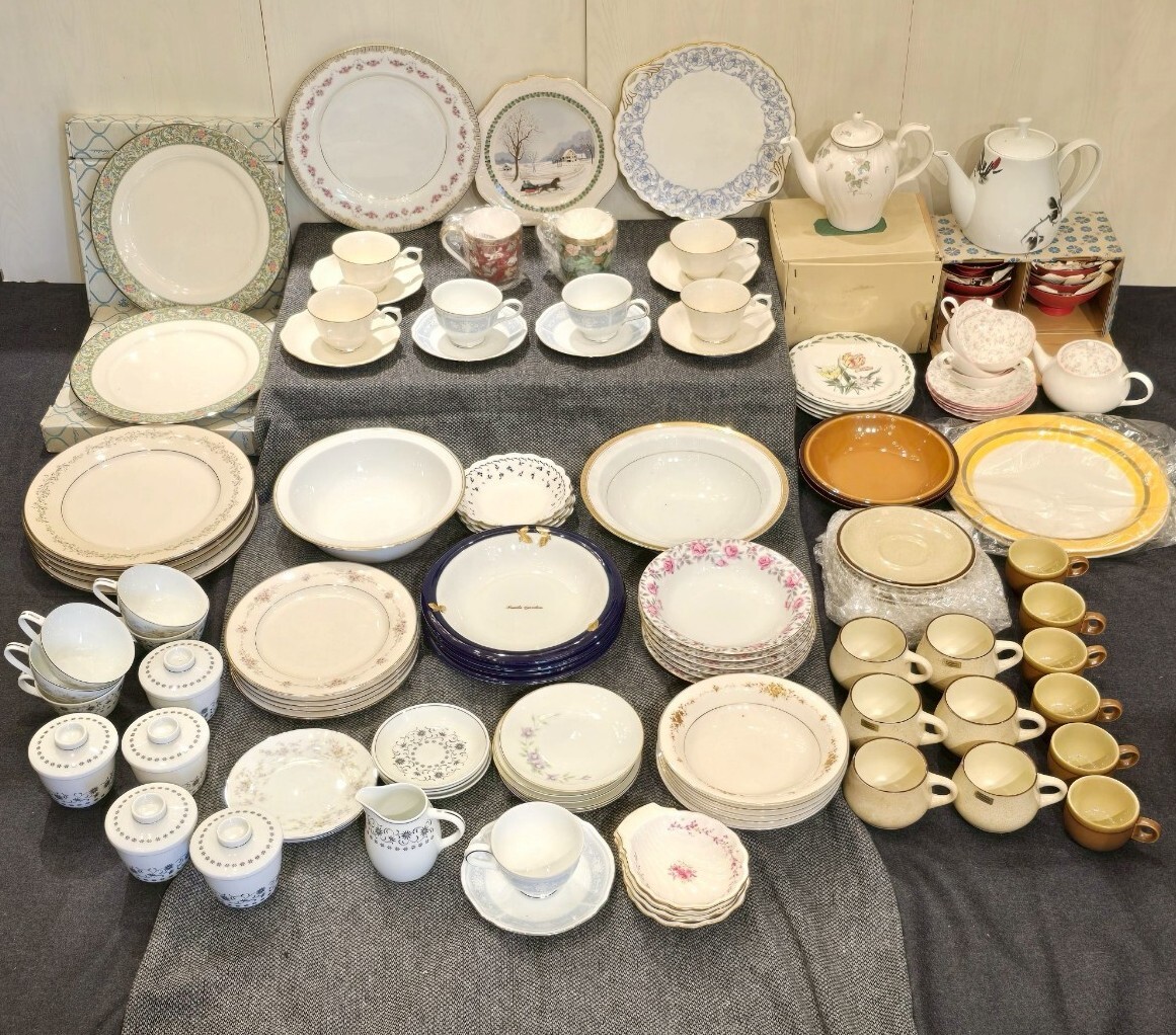 【まとめ】 ノリタケ 食器 123點(diǎn) まとめ売り 皿 カップ 洋食器 プレート 食器 Noritake ティーカップ 大皿 花柄 金彩 金縁 銀彩 銀縁 大量