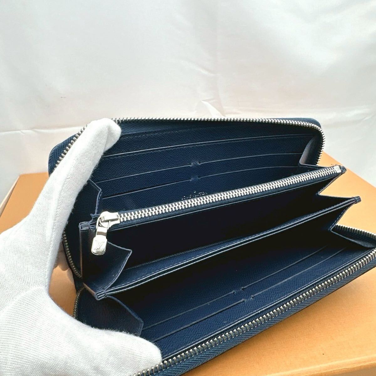 g2734 1円 ルイヴィトン LOUIS VUITTON エピ ジッピー ラウンドファスナー 長財布 シリアル CA3102 ブラック ノワール 黒 男女兼用 M61857