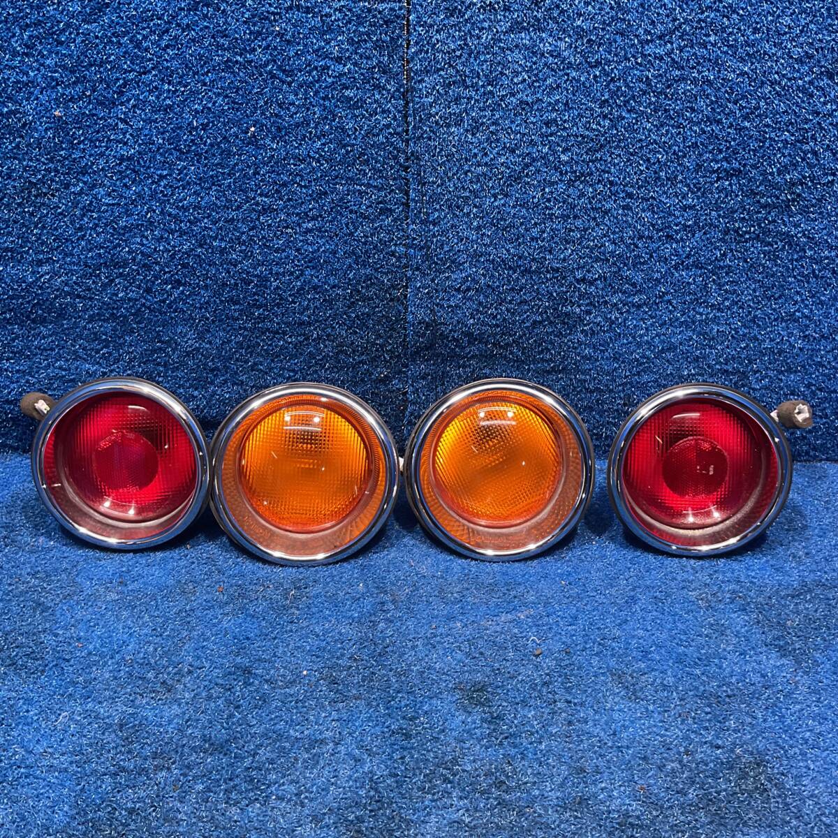 [AK-0029016][#1] H4 日産 フィガロ FK10 希少 MA10ET　『　テールライト ウインカー 左右　』　607928