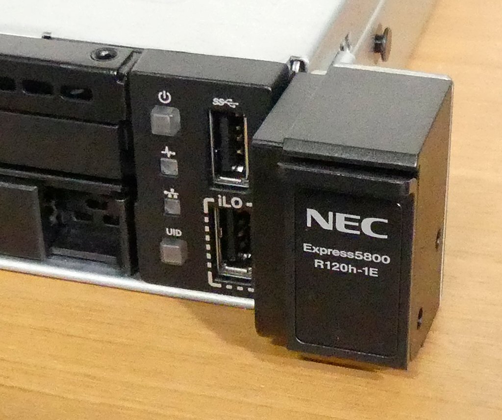 NEC Express5800 R120h-1E【Xeon Silver 4112(4Core 2.60GHz) 32GB(16GBx2) HDD1.2TB(3) 】1Uサイズ 中古サーー 〇 S2504-8359