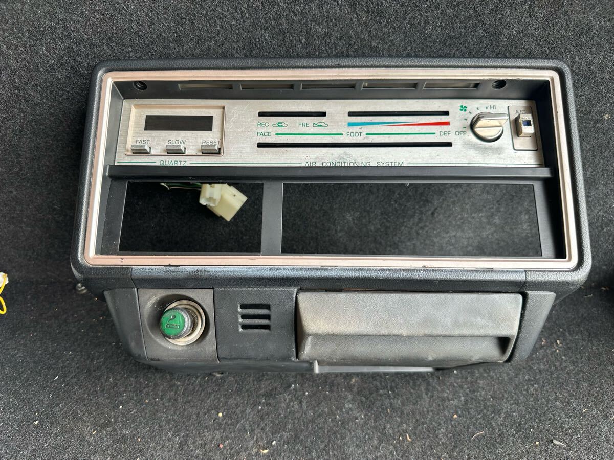 スカイライン　オーディオパネル Yahoo!オークション -「v35 スカイライン オーディオパネル 2din