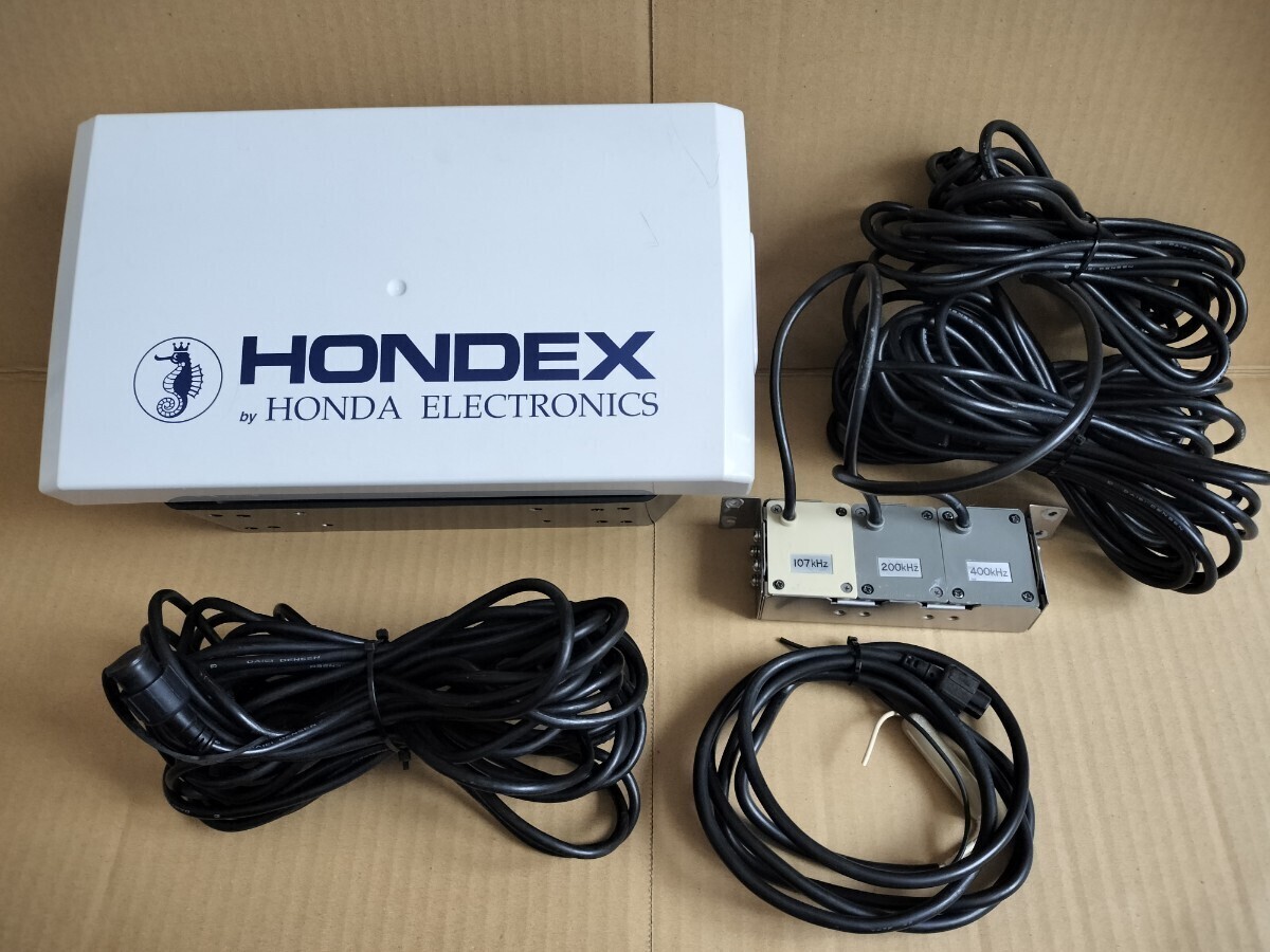 ホンデックス HONDEX 現行型魚探 HE-9000 中古 通常振動子