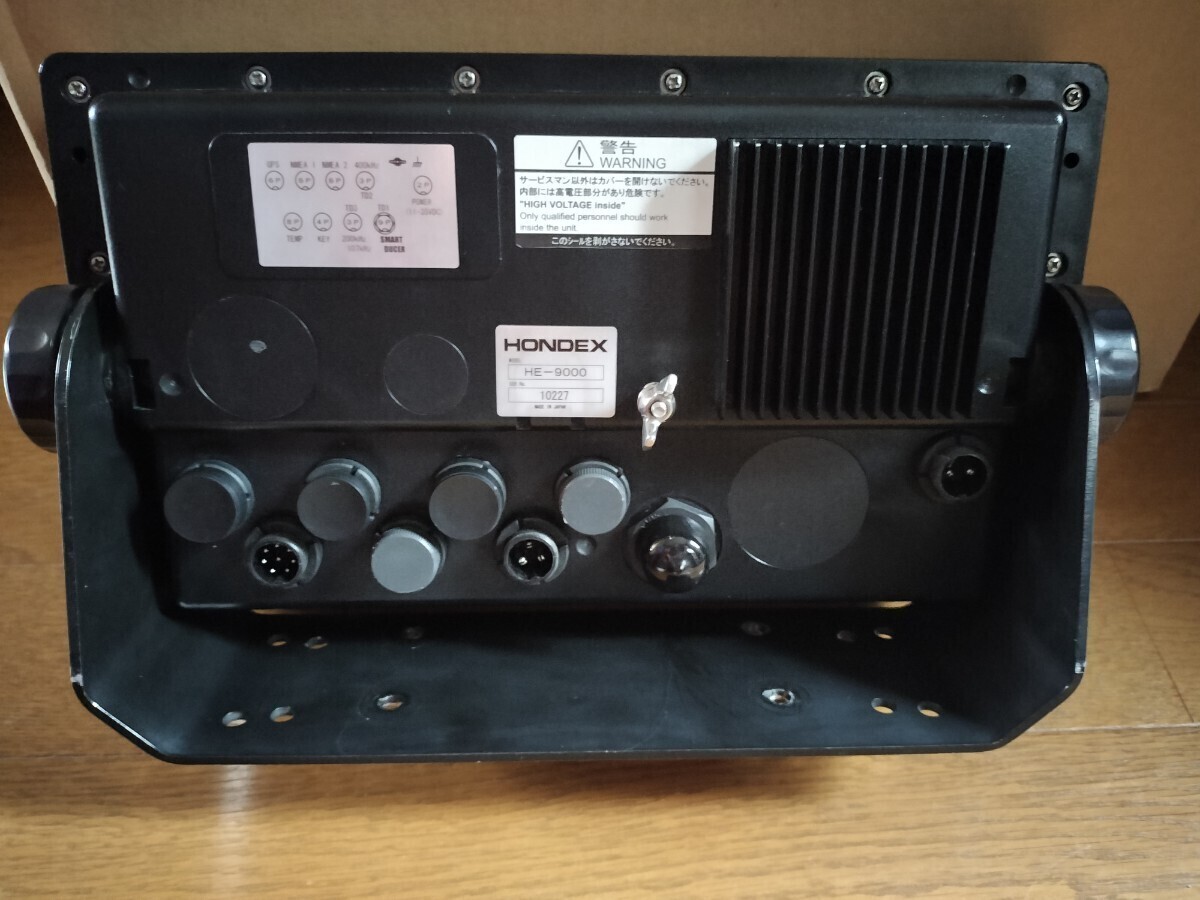 ホンデックス HONDEX 現行型魚探 HE-9000 中古 通常振動子