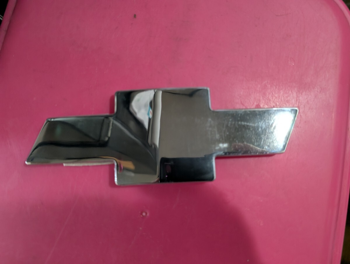 ビレット ボウタイエンブレム　アストロ　タホサバーバン　C1500等に