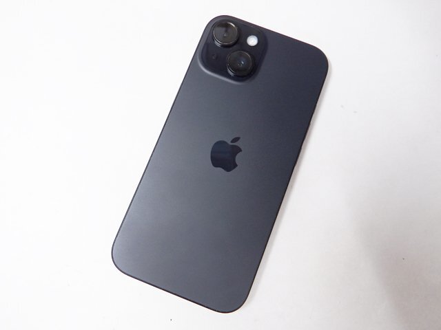 現状品☆アップル iPhone 15 『MTMH3J/A』 128GB ブラック□SIM