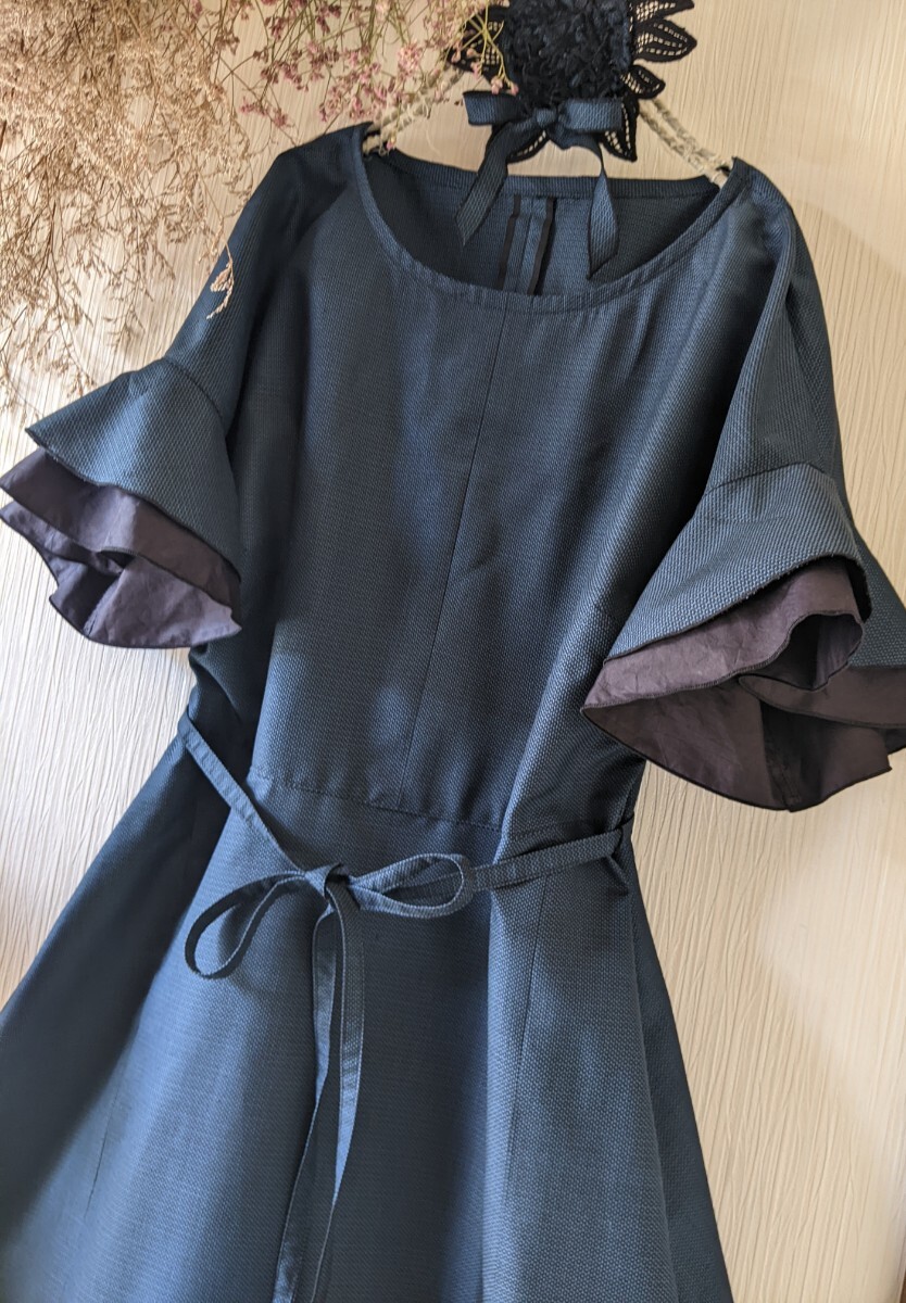 布香紡haru_handmade著物リメイク大島紬からフレンチＷフリル袖ワンピース コサージュ＆2種リボン夏涼ドレス正絹たっぷりフレアー?15號(hào)