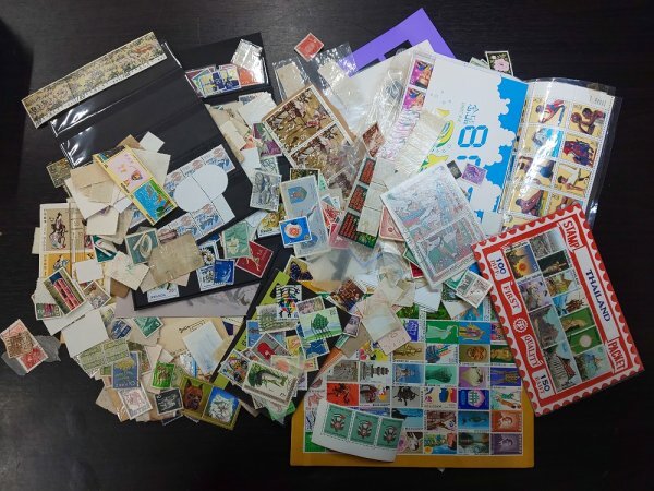 0601F69 日本切手　外国切手　北朝鮮　アジマン　タイ　ミュンヘンなど　使用済み混在　約６０４g　まとめ　＊詳細は写真参照_画像6