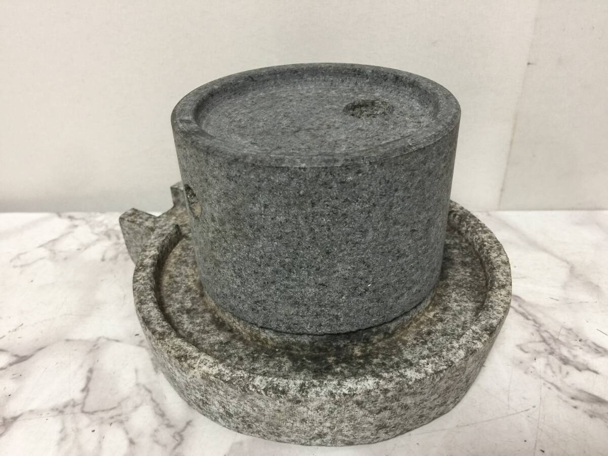 茶臼　石臼　総重量　3.71ｋｇ　高さ約11cm　挽臼　手挽き　茶道具　古民具　粉引　煎茶　　　　A8.2_画像3