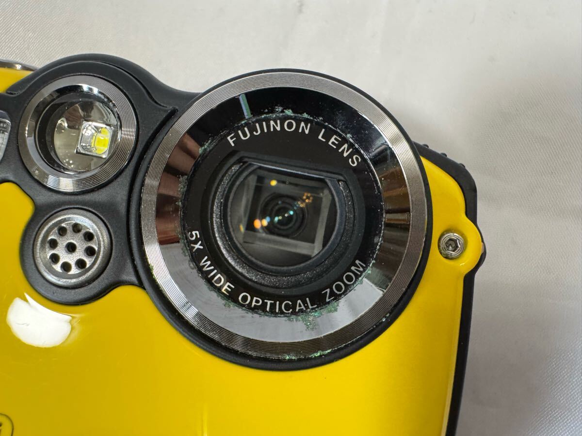 FUJIFILM FinePix XP200 富士フィルム デジカメ 防水 