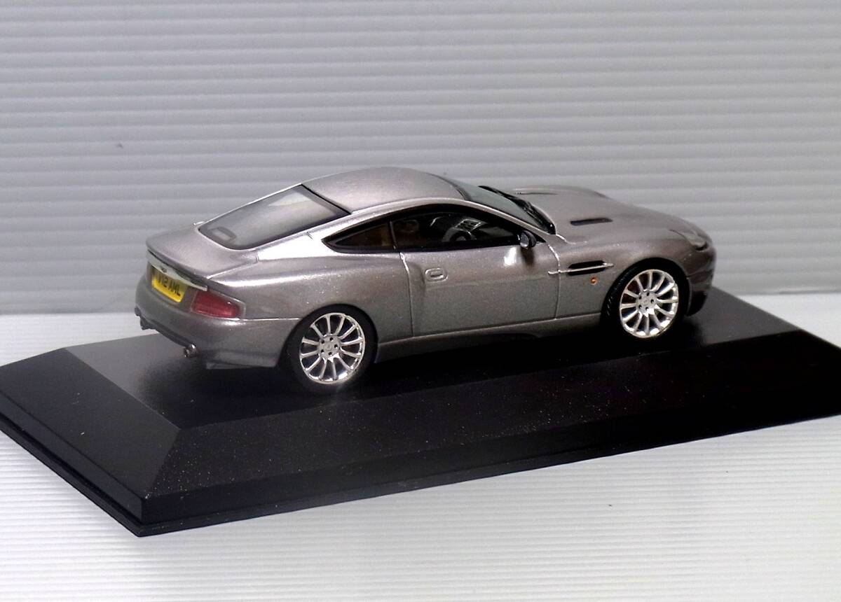 1/43　　イクソ?。桑兀稀ˉⅴ攻去螗蕞`チン　ASTON MARTIN V12 VANQUISH