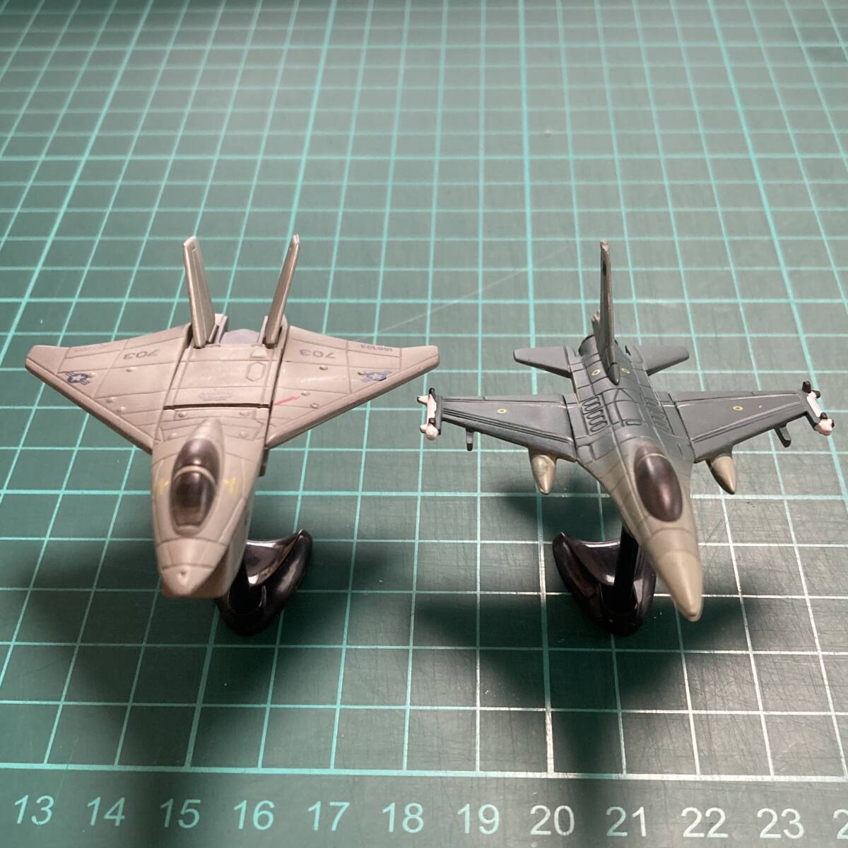  шоколадное яйцо истребитель серии 1 bo- крыло JSF/X-32, Lockheed F-16 борьба Falcon 2 шт. комплект 