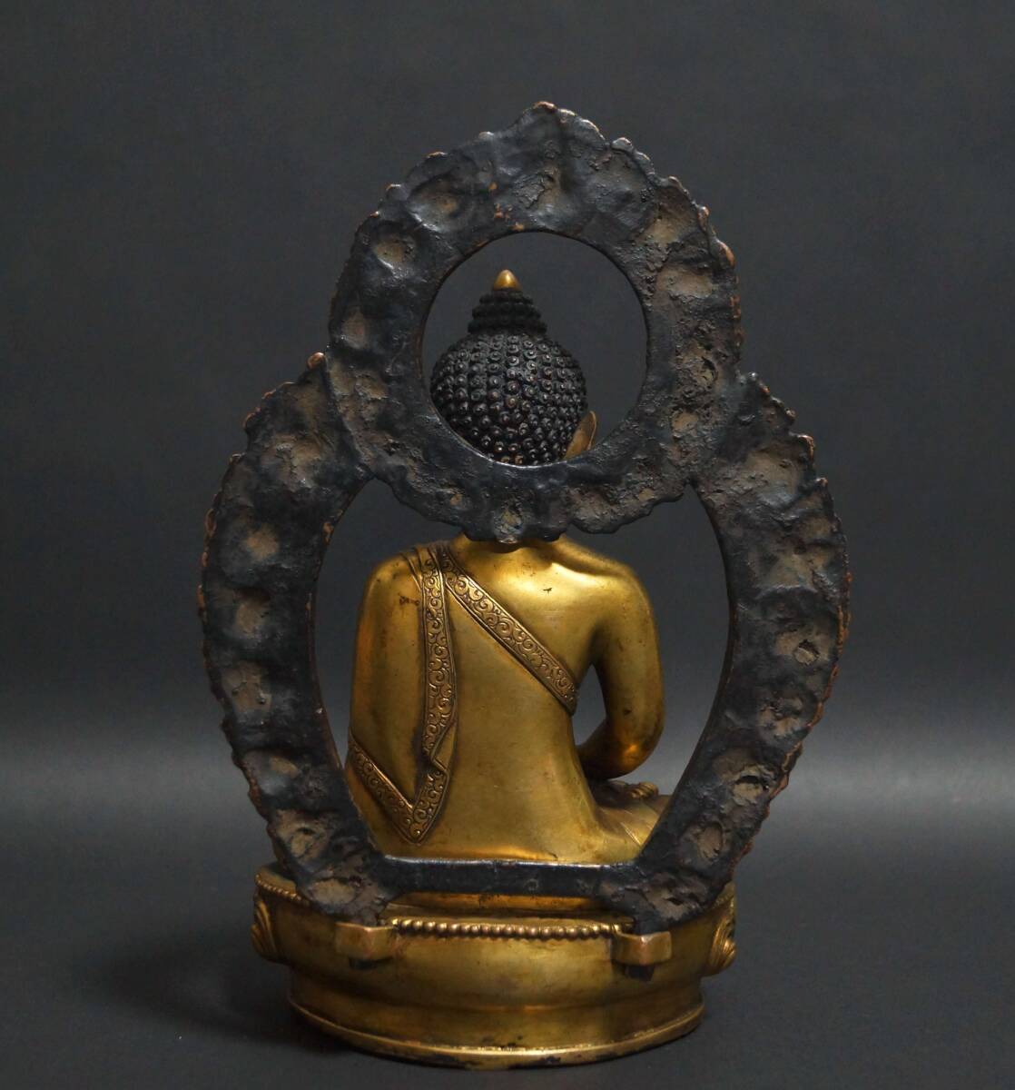 閑】オルードチベット 銅造鍍金 阿弥陀如来像(アミターバ