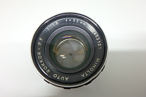 ジャンク　MINOLTA　AUTO　ROKKOR-PF　55㎜　f1.8　ミノルタ　オートロッコールＰＦ?。担担恚怼。妫保浮ˉ`ルドレンズ