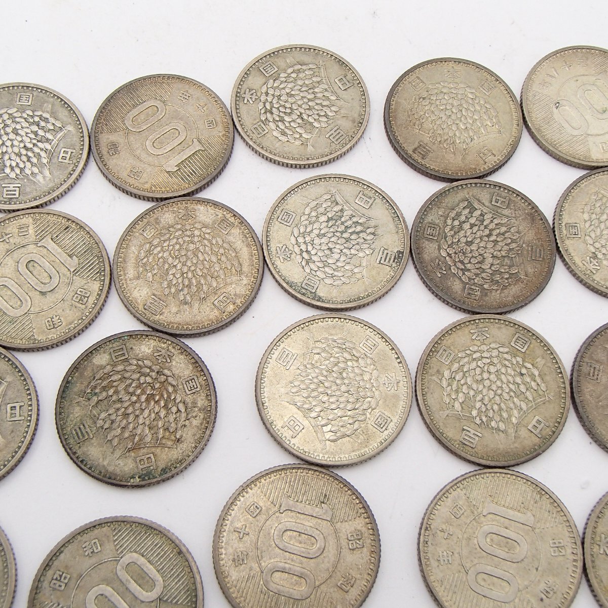☆古銭 100円銀貨 まとめ /稲穂 /約143.3g/ 古銭まとめ 昭和