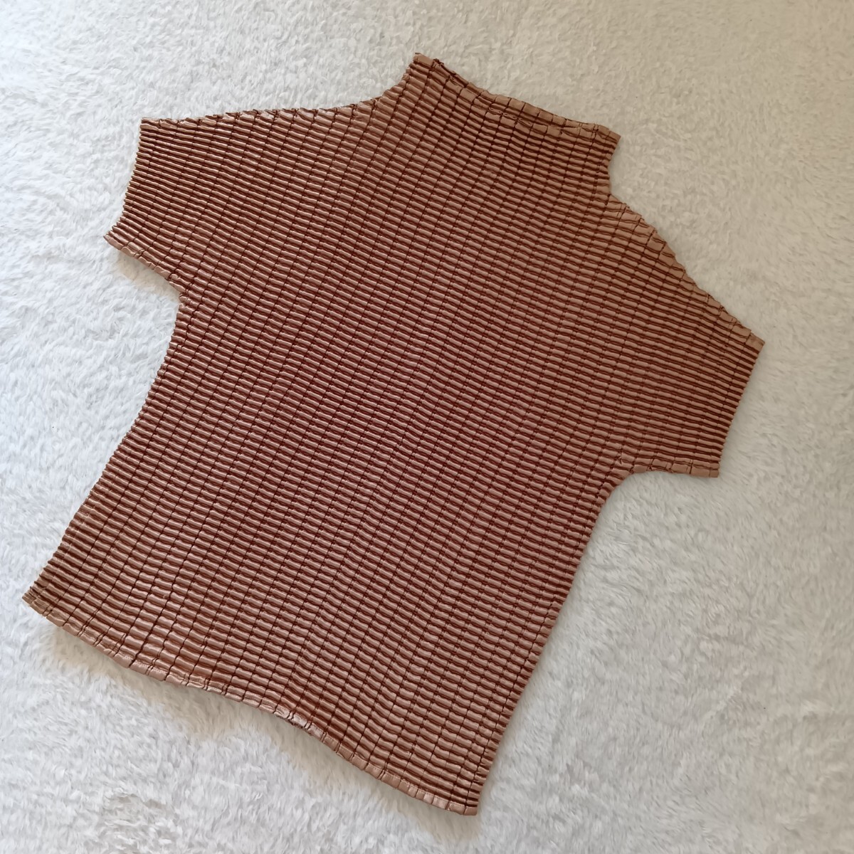 【訳アリ】ISSEY MIYAKE イッセイミヤケ 三宅 一生 PLEATS PLEASE プリーツプリーズ 半袖 プリーツ ハイネック トップス カットソー ★1000