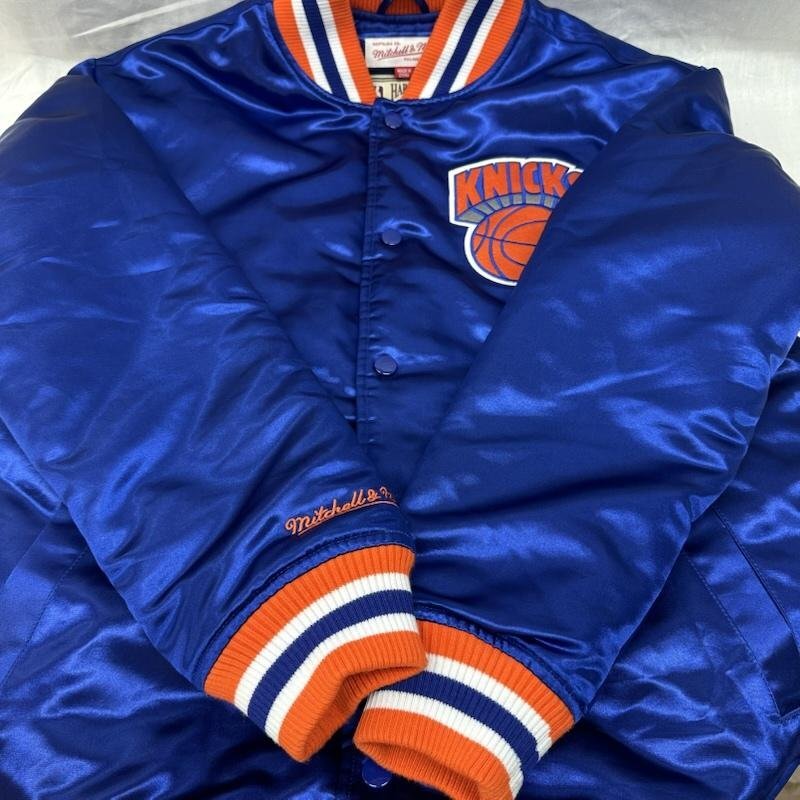  Mitchell and nesNew York Knicksniks атлас куртка Satin Jacket M