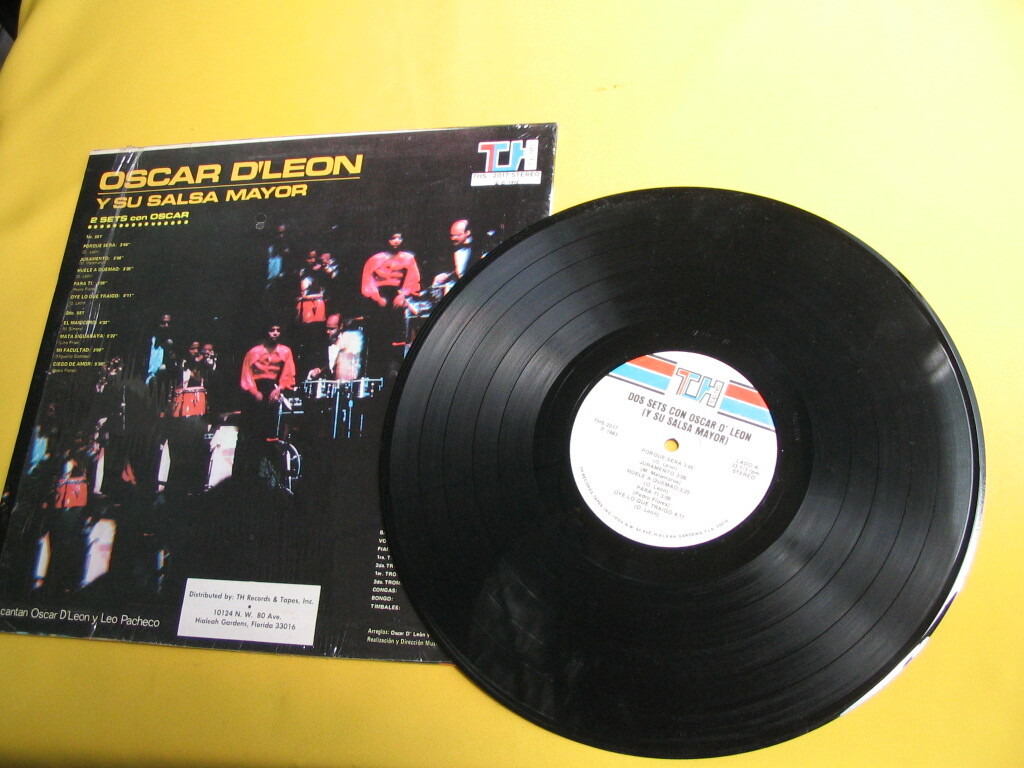 鮮LP. サルサ OSCAR D'LEON Y SU SALSA MAYOR . 2SETS CON OSCAR US盤_画像2