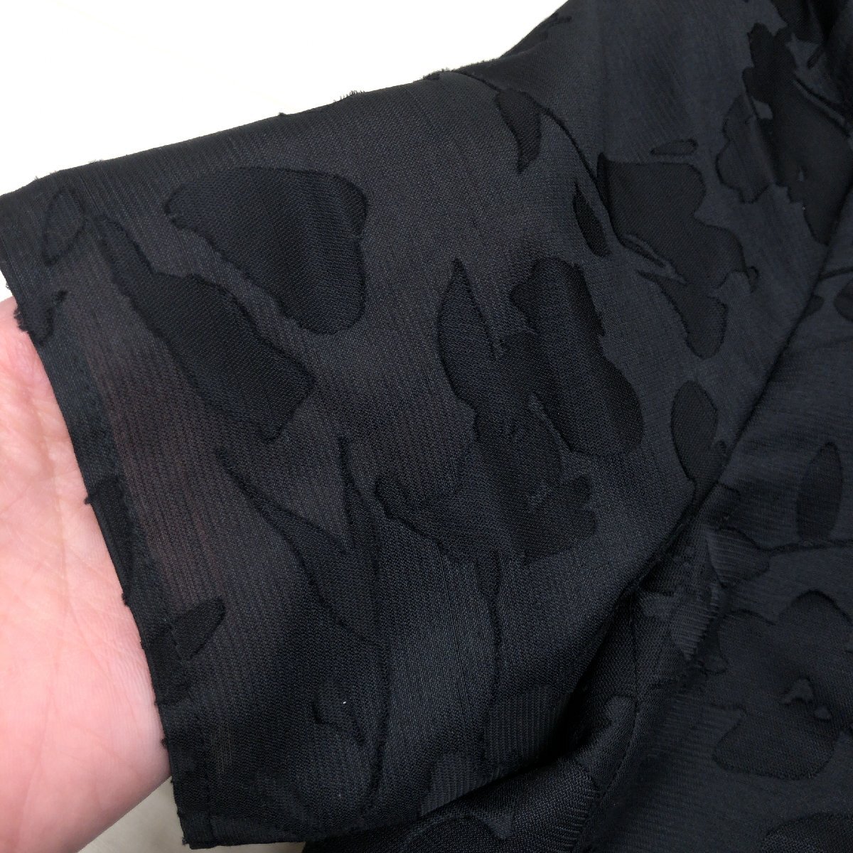  прекрасный товар Area Free jiyuu Kubota nikaru Layered tuck cut and sewn 38(M) чёрный черный рубашка блуза общий рисунок цветочный принт женский женщина 